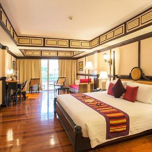 Grand Deluxe Room